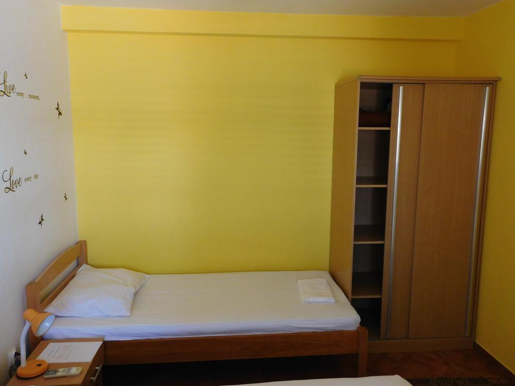 Apartments Kalafatovic Drače Exterior foto